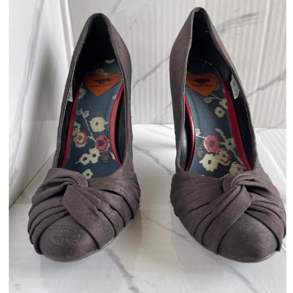 Rocketdog Women’s Size 10 Dark Brown Pumps
Gently Used